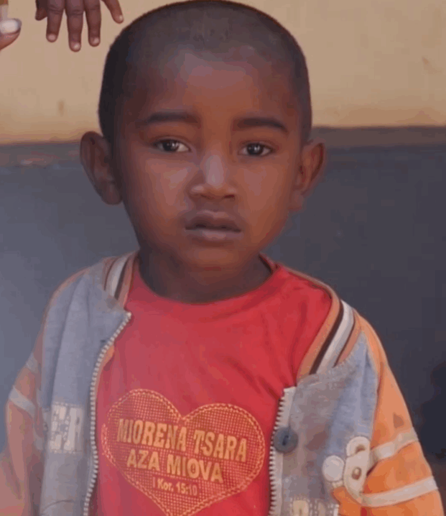 Regard d'enfant — appel aux bonnes volontés pour soutenir le projet